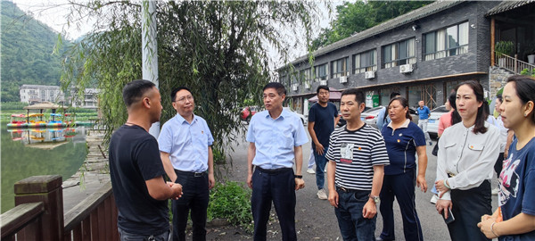 2023-6-21  貴州陽光產(chǎn)權(quán)交易所開展我們的節(jié)日·端午節(jié)主題實踐活動暨鄉(xiāng)村振興調(diào)研活動4.jpg