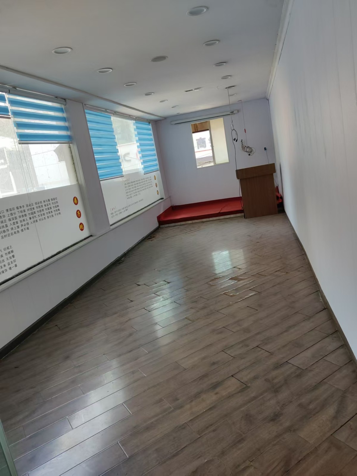 1743492352363061.jpg 圖片關(guān)鍵詞