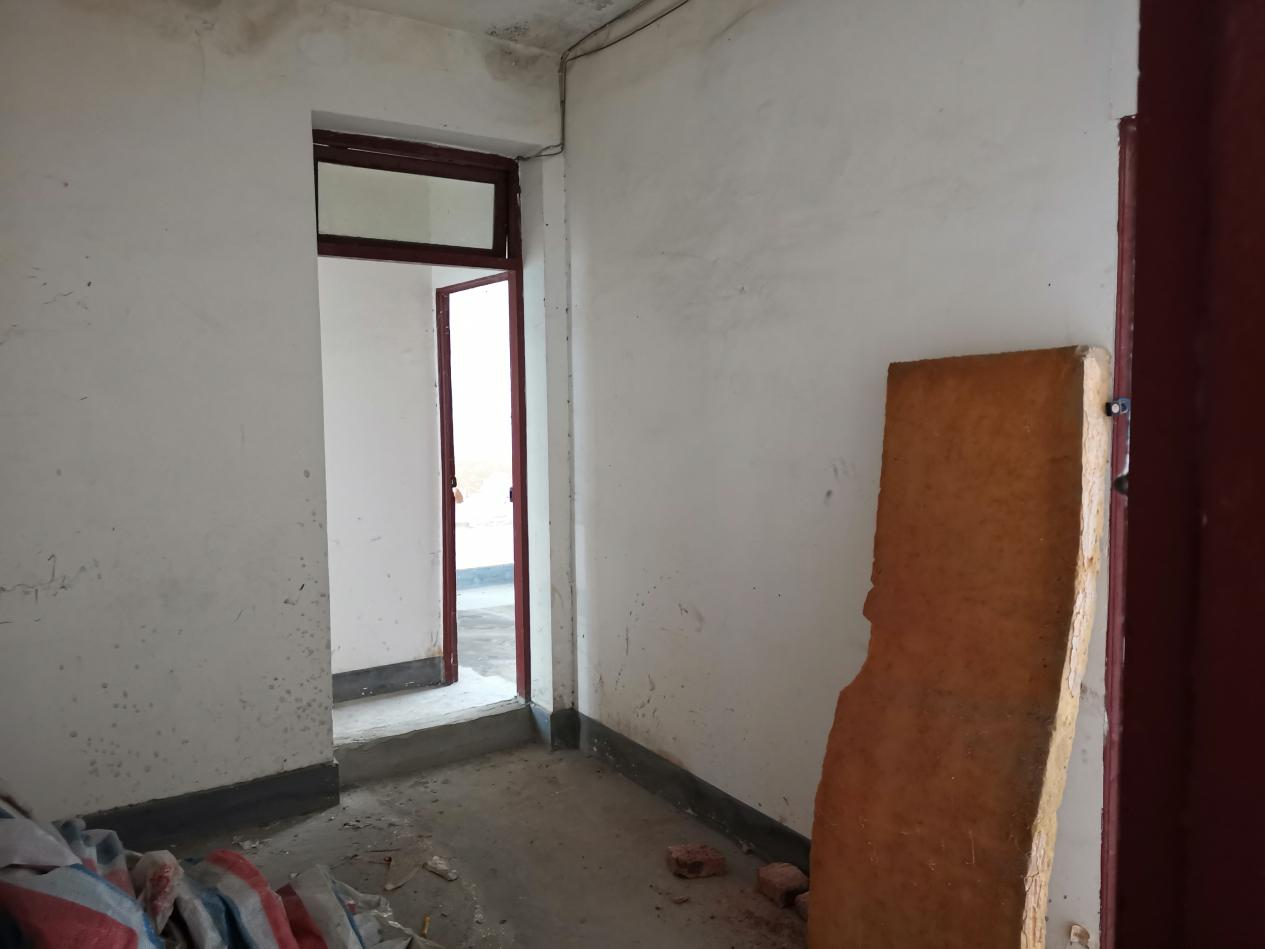 1749174913588779.png 1749174913588779.png