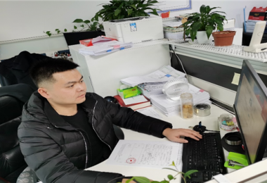 表彰先進(jìn)，宣揚(yáng)典型——貴州陽(yáng)光產(chǎn)權(quán)交易所有限公司王得天同志被中共貴陽(yáng)市委評(píng)為“愛(ài)國(guó)擁軍先進(jìn)個(gè)人”